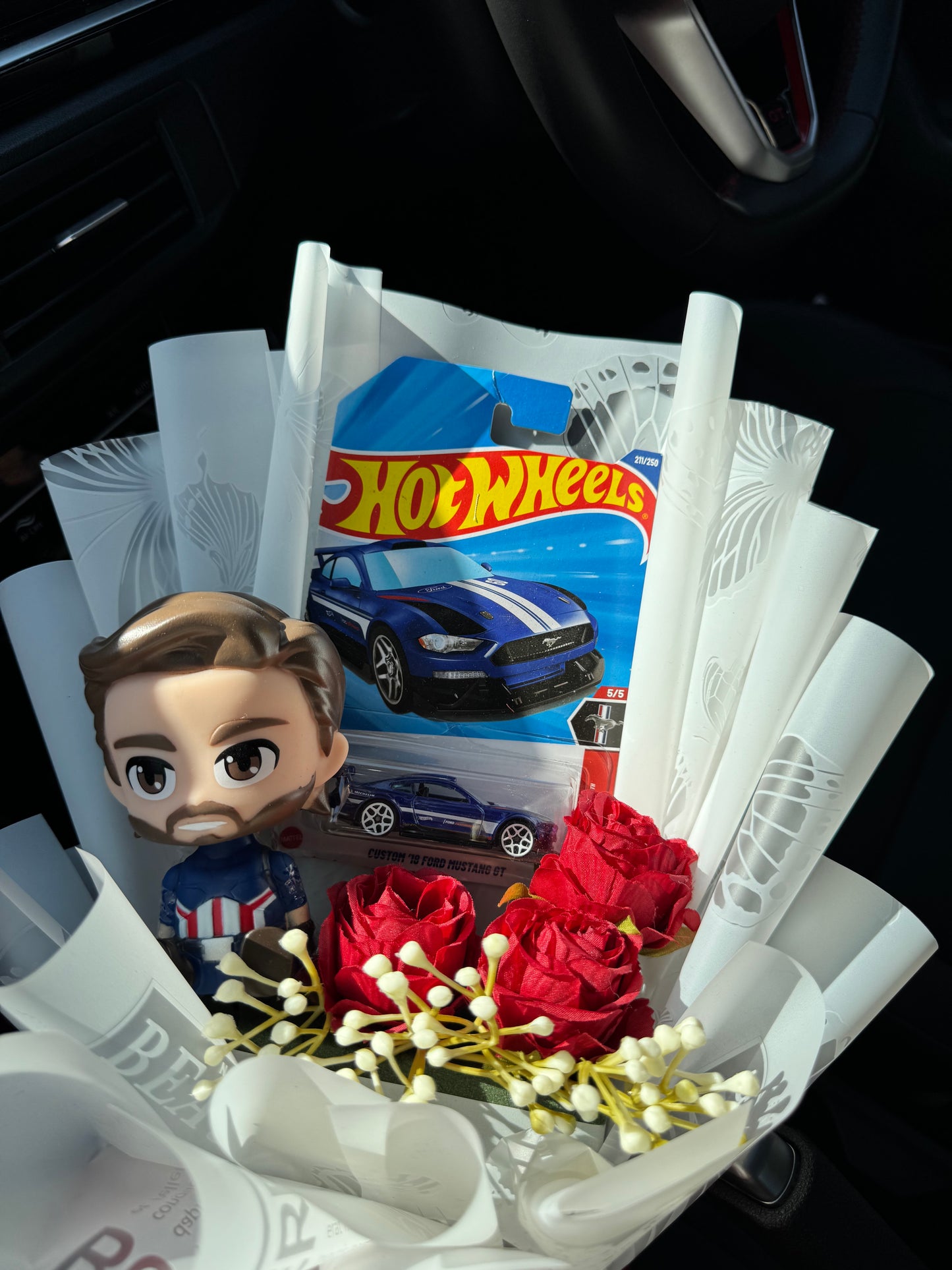 Custom ’18 Ford Mustang GT Hot Wheels Bouquet – Captain America energy, delivered