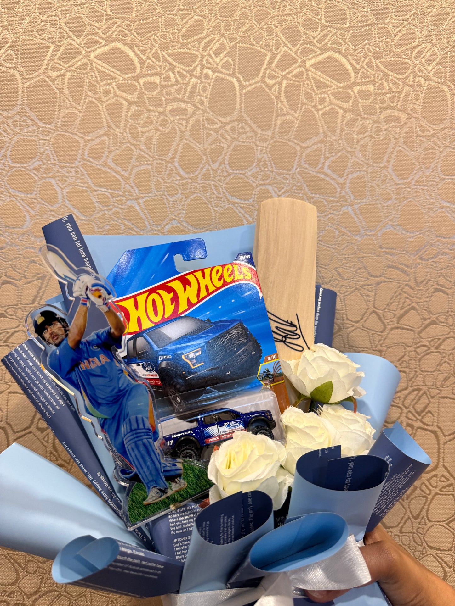 Dhoni Hot Wheels bouquet - Dhoni Legacy Bouquet