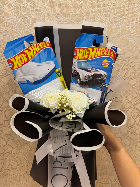 Jaguar & Porsche Hot Wheels Bouquet – Where Classics Meet Speed