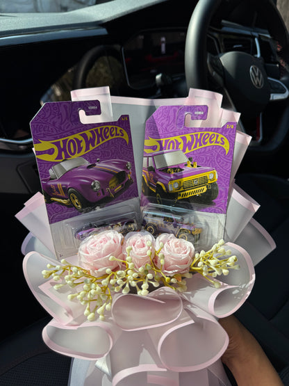 Nissan Patrol & Shelby Cobra Hot Wheels Bouquet – Heritage wrapped in hHorsepower