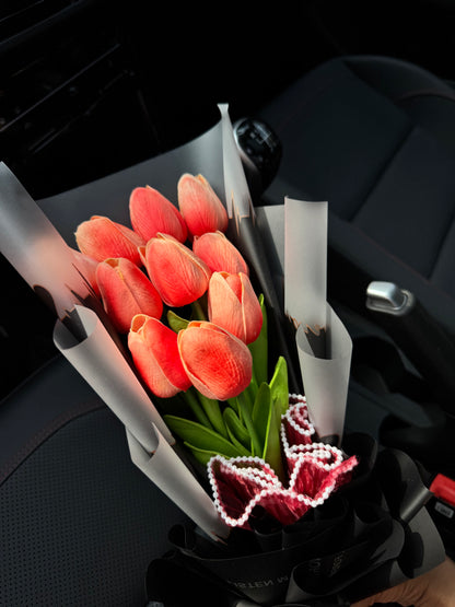 Coral Tulip Bouquet – Elegance in Every Bloom