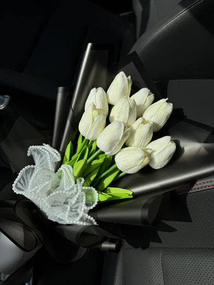White Tulip Bouquet –Soft Blooms, Everlasting Charm