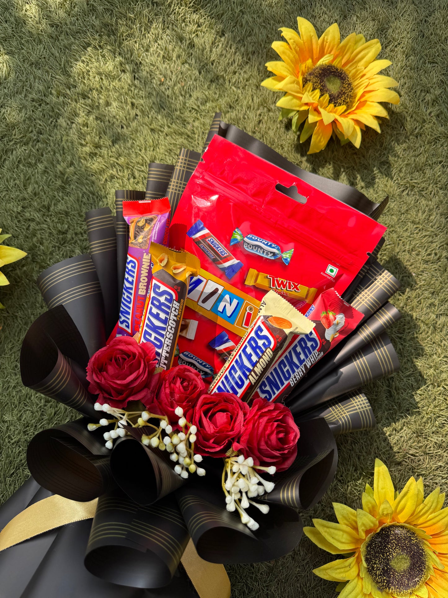 Snickers Chocolate Bouquet – A Statement Of Sweet Indulgence