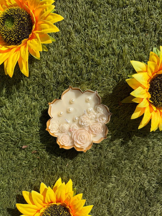 Luxury Pearl & Petal Candle