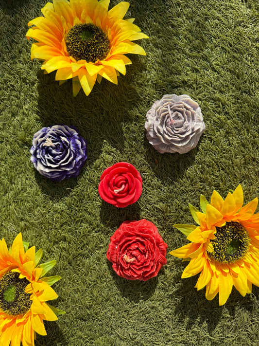 Set of 4 Assorted Rose Candles