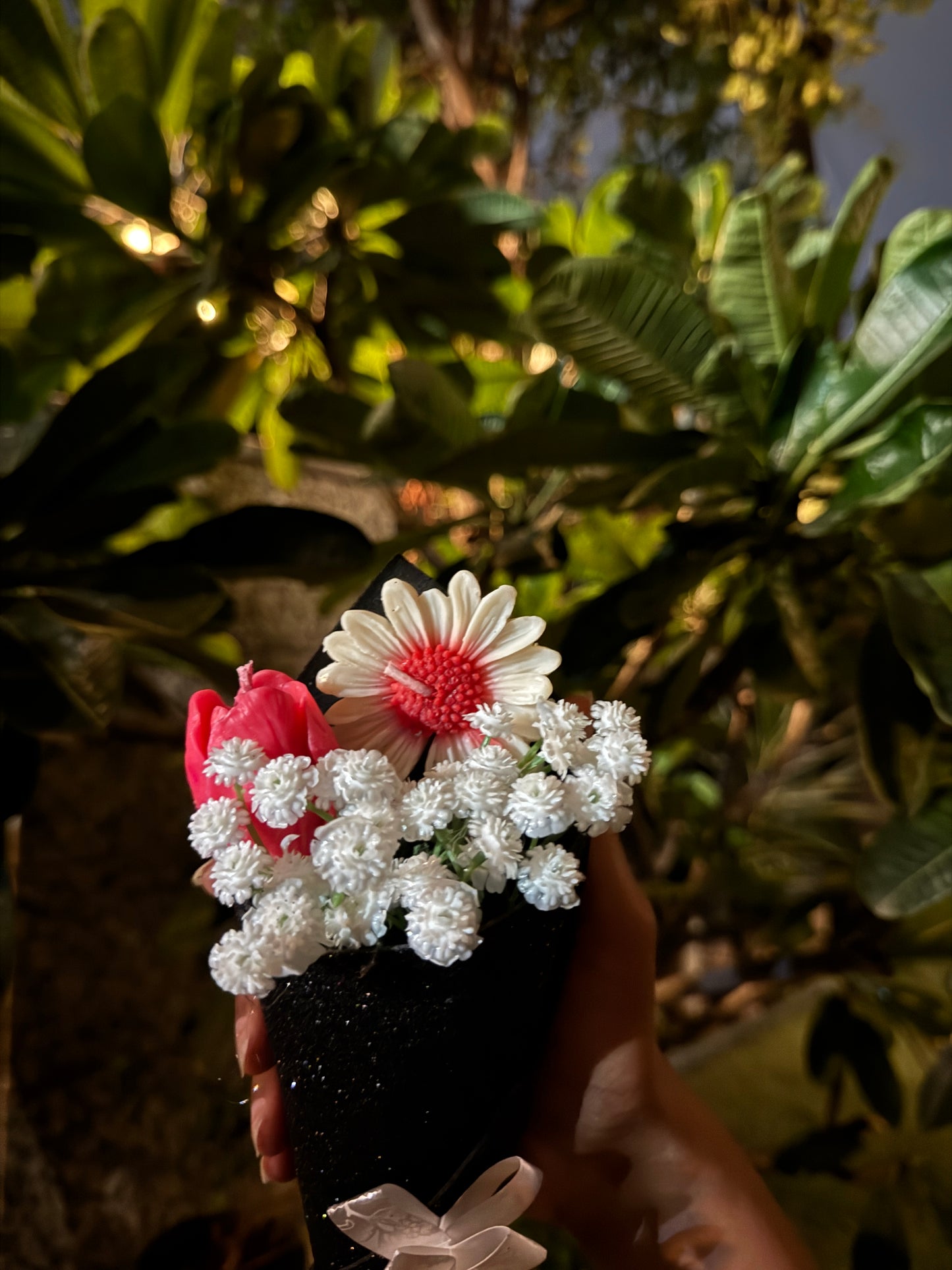 Daisy Scented Candle – Elegant White Florals