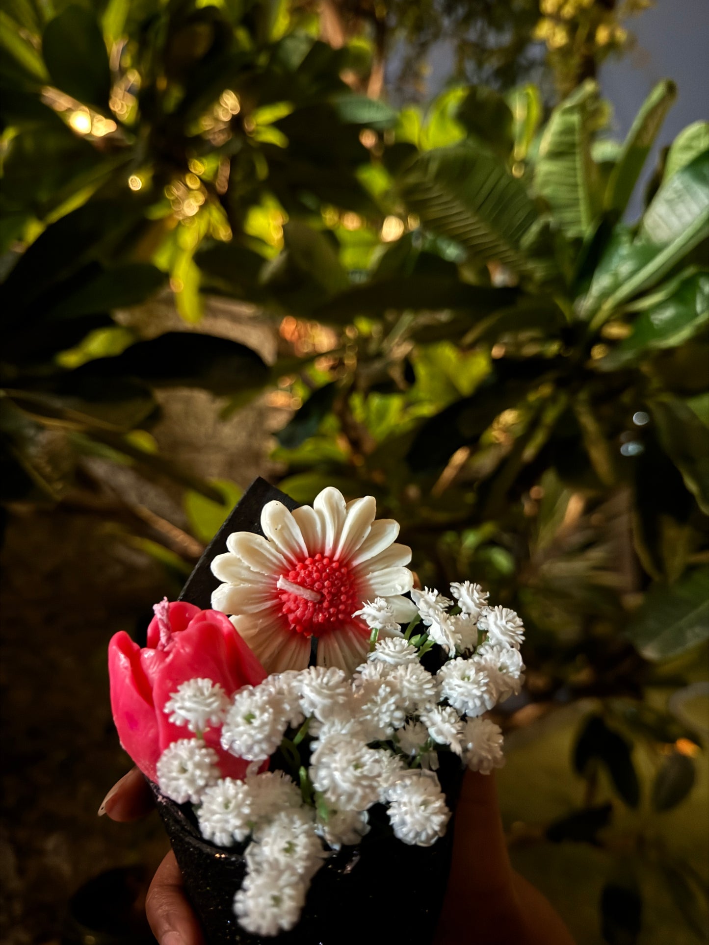 Daisy Scented Candle – Elegant White Florals