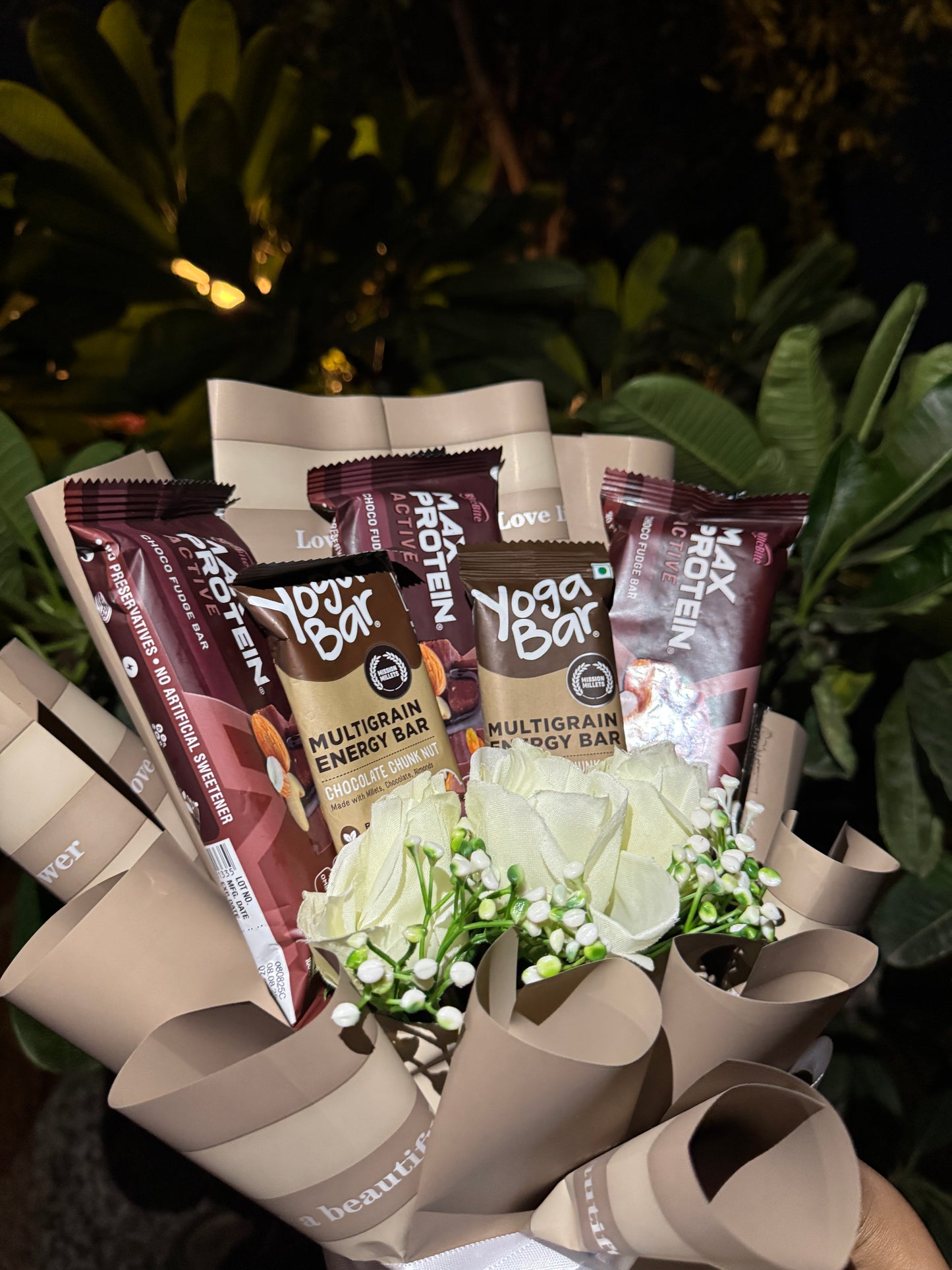 The Protein Bouquet  – Max Protein & Yoga Bar for Fitness Lovers
