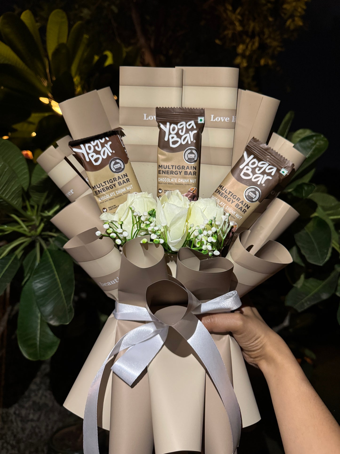 The Protein Bouquet - Crunchy protein bar for gym lovers