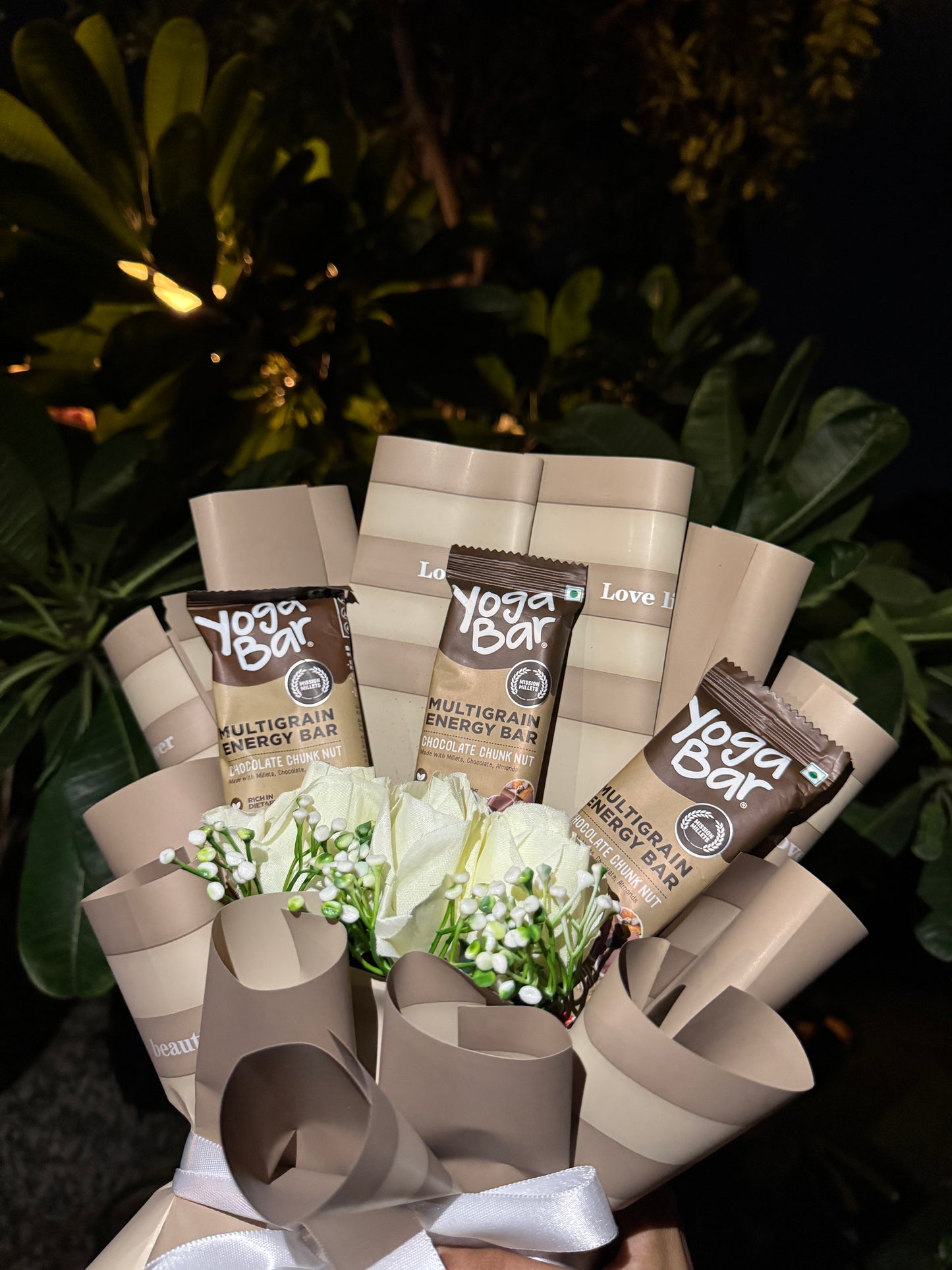 The Protein Bouquet - Crunchy protein bar for gym lovers