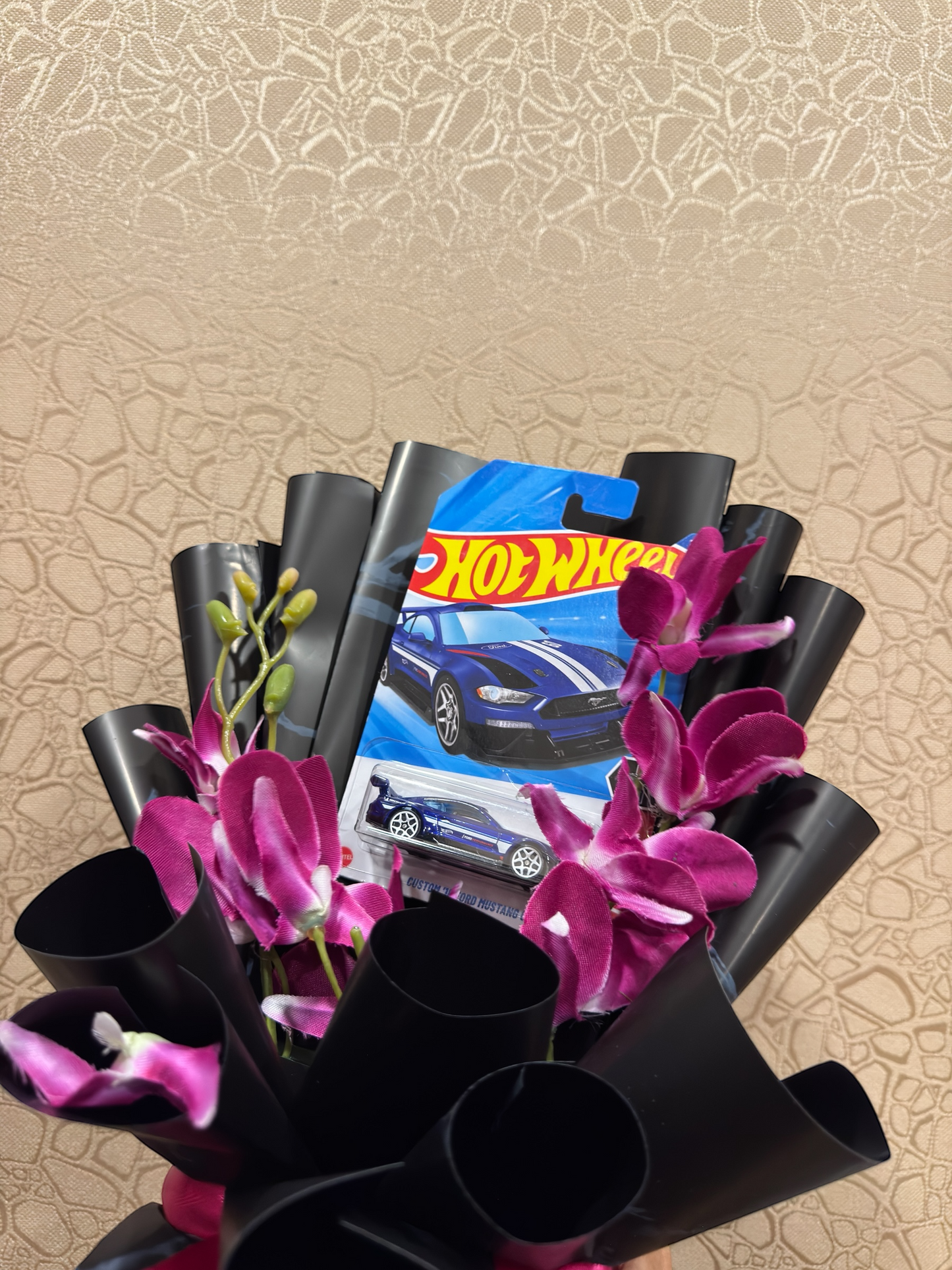 Custom 18 Ford Mustang GT Dendrobium Orchid Hot Wheels Bouquet – Luxury & Elegance
