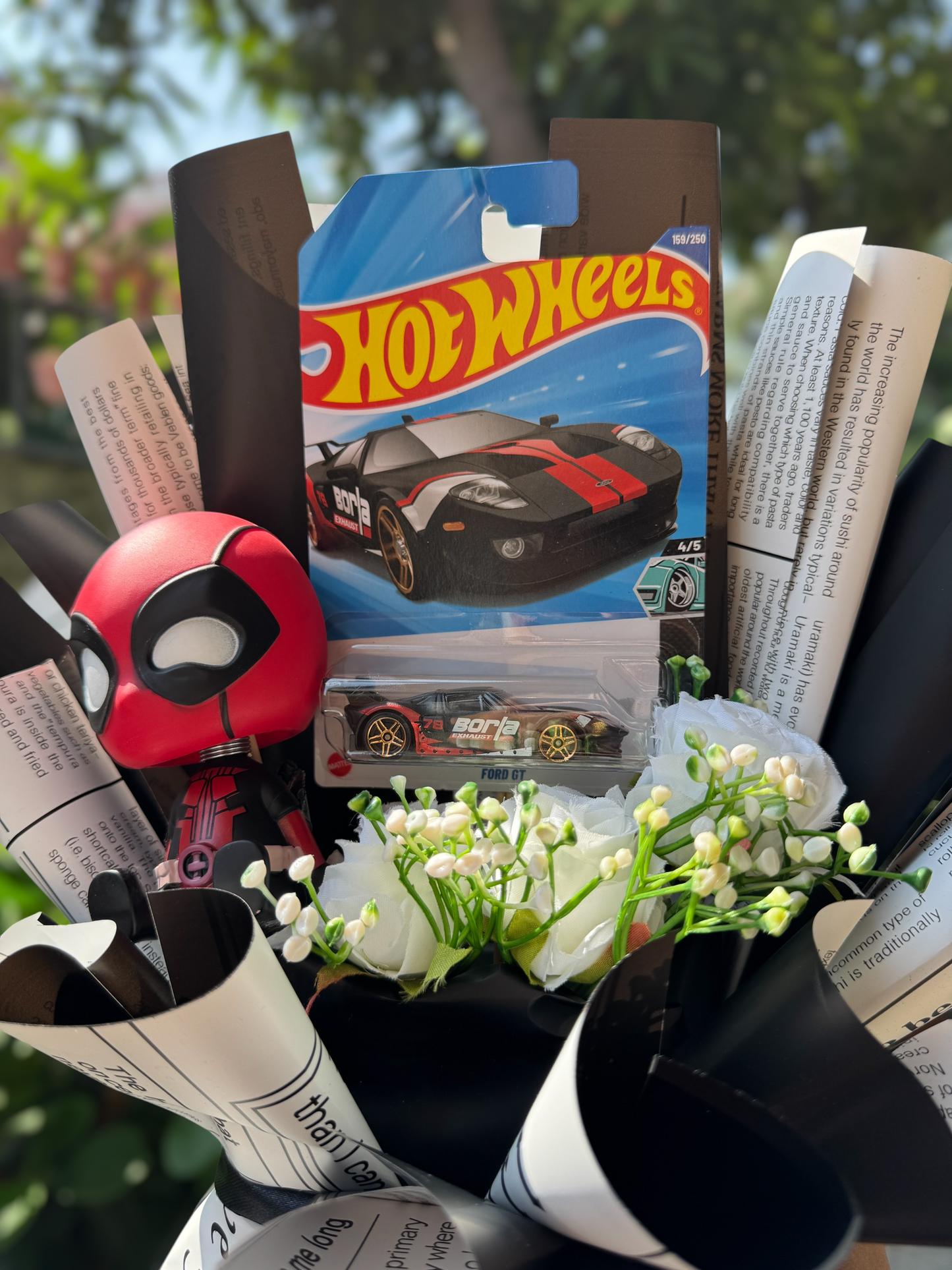 Ford gt addition- Hot Wheels Bouquet with Deadpool