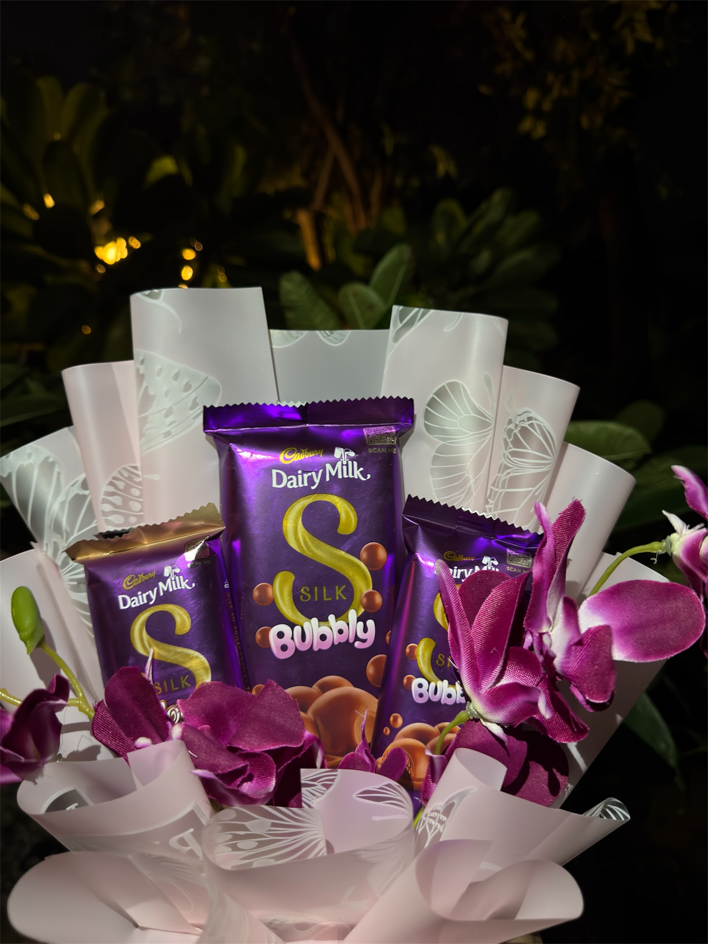 Dairy Milk Silk & Orchid Bouquet – A Touch of Sweet Pink Elegance