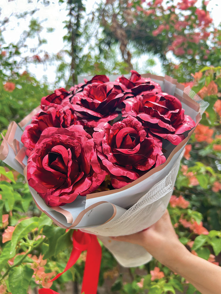 Lighted Roses Metallic Metallic Roses Bouquet – Shop Your Flowers