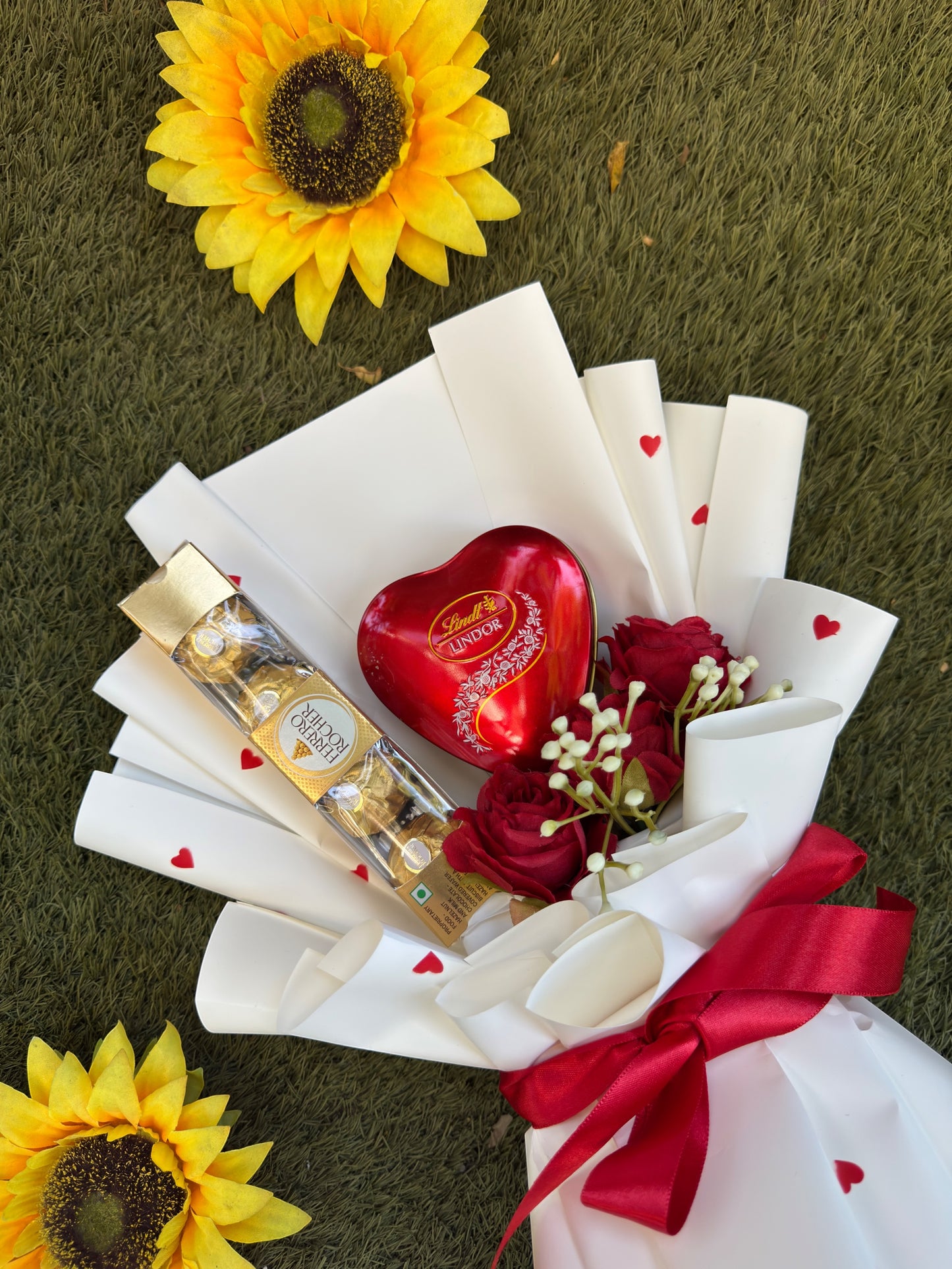Lindt Lindor Heart Chocolate Bouquet - Premium Romantic Gift