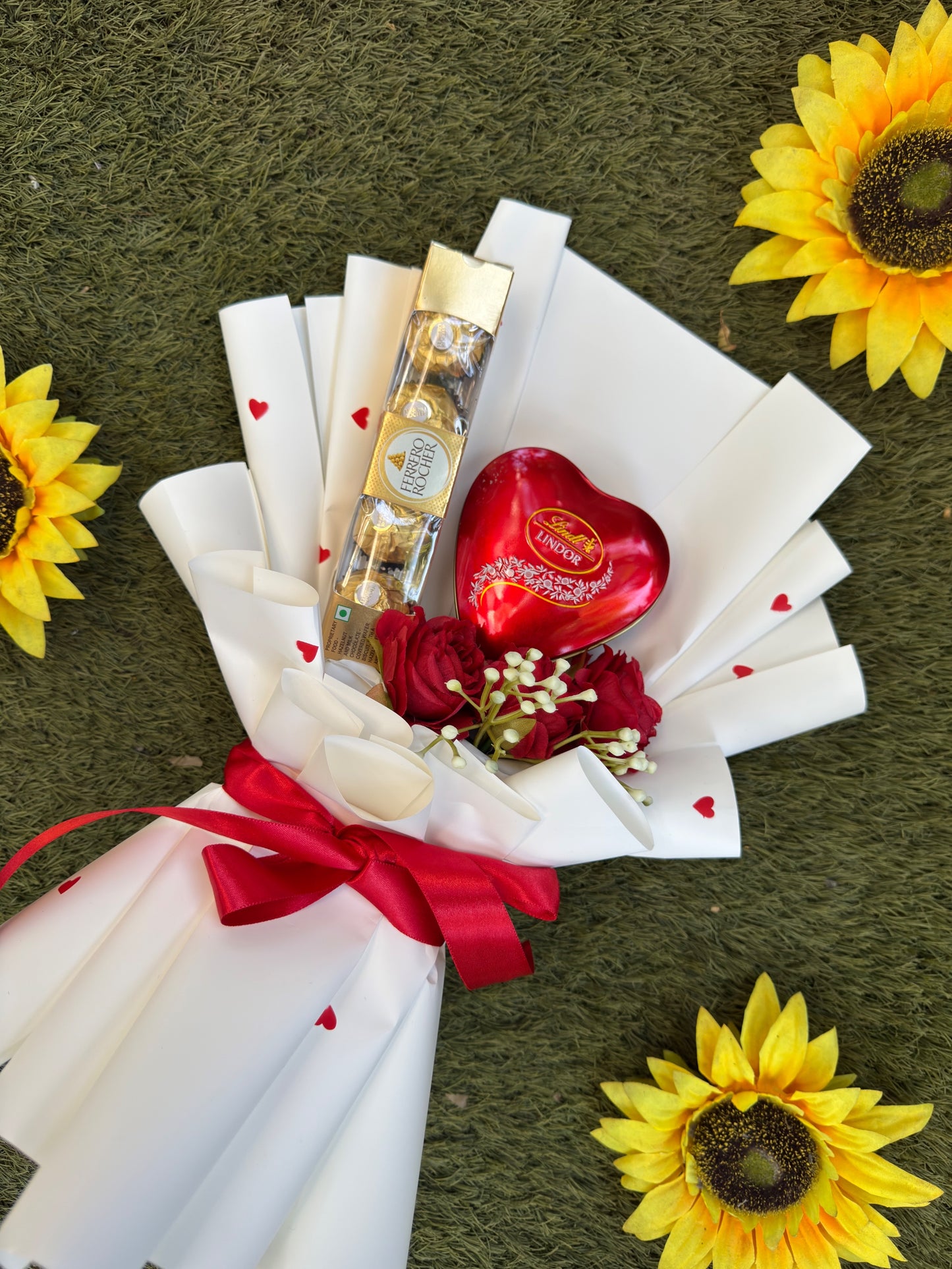 Lindt Lindor Heart Chocolate Bouquet - Premium Romantic Gift