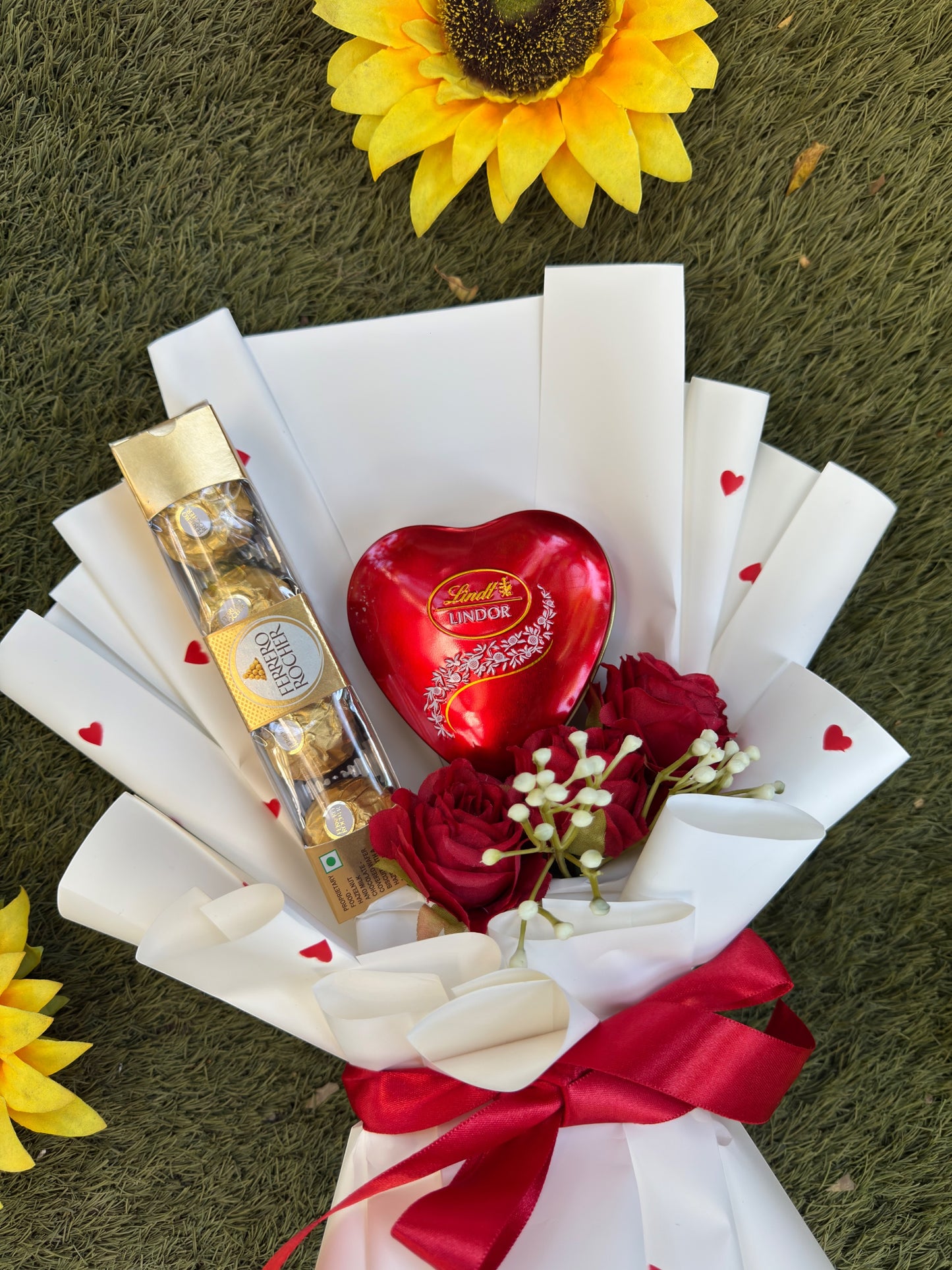 Lindt Lindor Heart Chocolate Bouquet - Premium Romantic Gift
